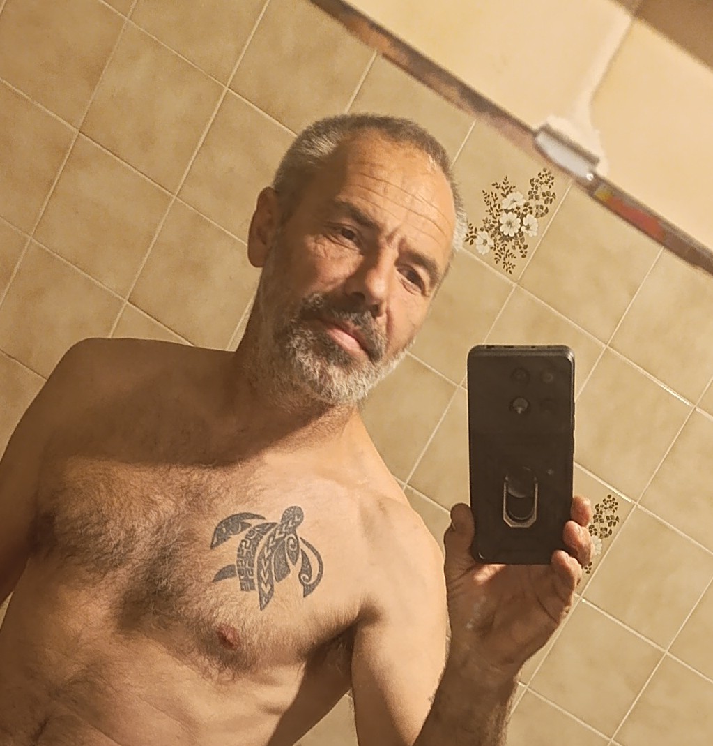 Profil de Azad, 49 ans, Rencontre à Basbellain