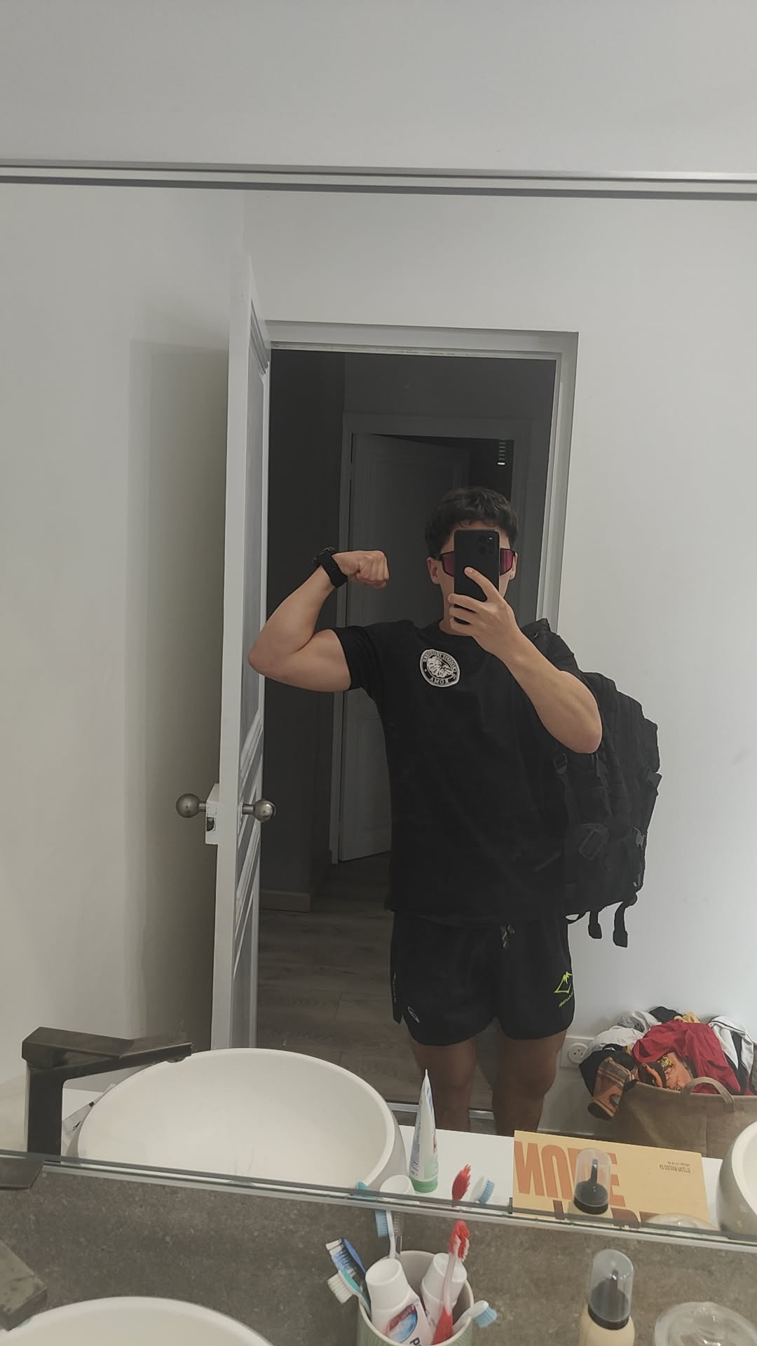 Profil de Bayan, 20 ans, Rencontre à Hamiville